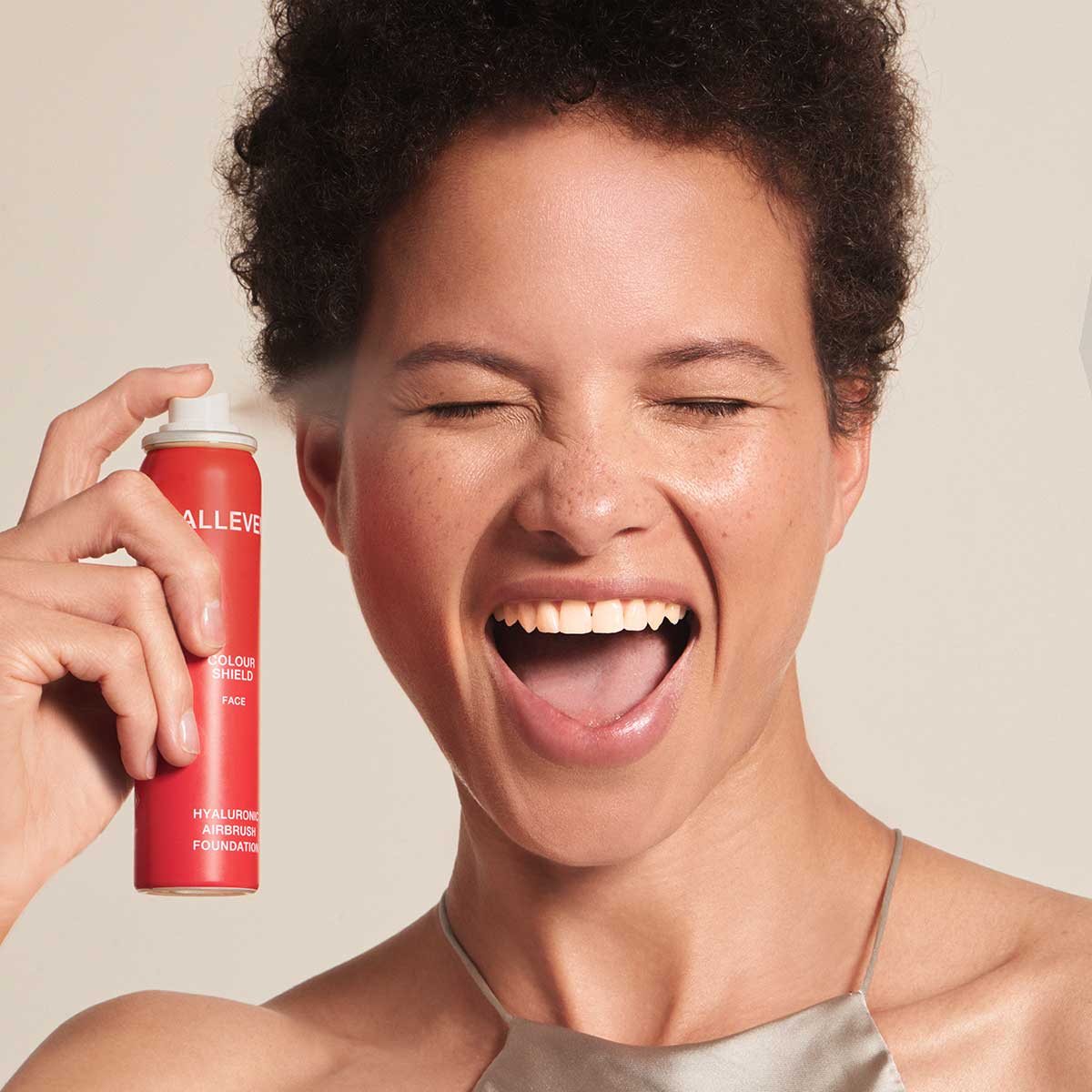 ALLEVEN purškiamas makiažo pagrindas veidui „Colour Shield Face“, 75 m (IVORY)